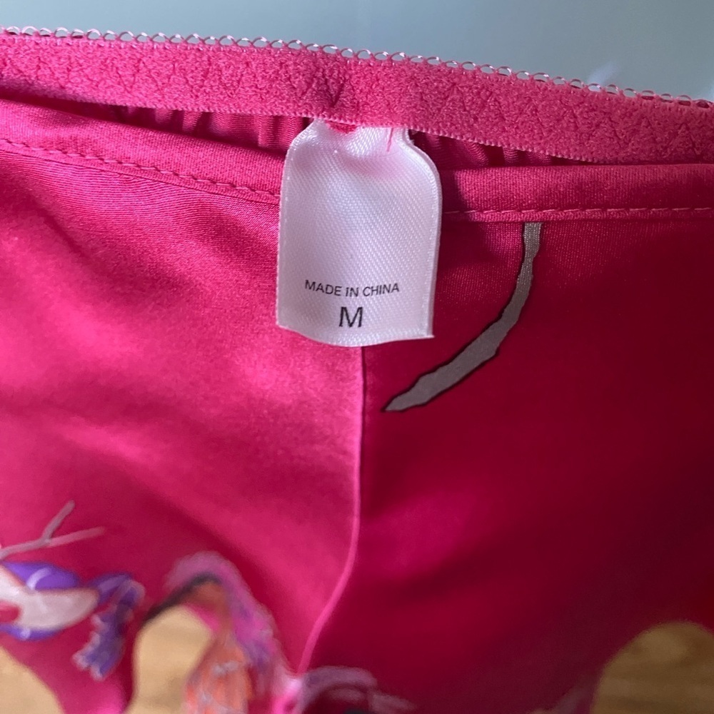 Victoria’s Secret NWT 100% Silk Y2K Gleam Floral Sleep Set | Tank & Shorts | M - Picture 8 of 12